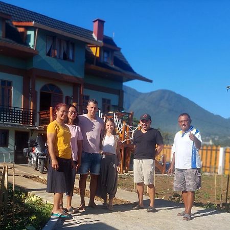 Kopa Hilltop - Family Guest Home Ruteng Εξωτερικό φωτογραφία