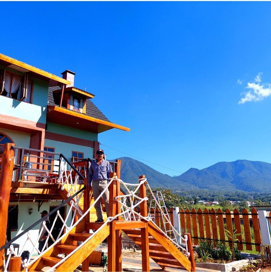 Kopa Hilltop - Family Guest Home Ruteng Εξωτερικό φωτογραφία