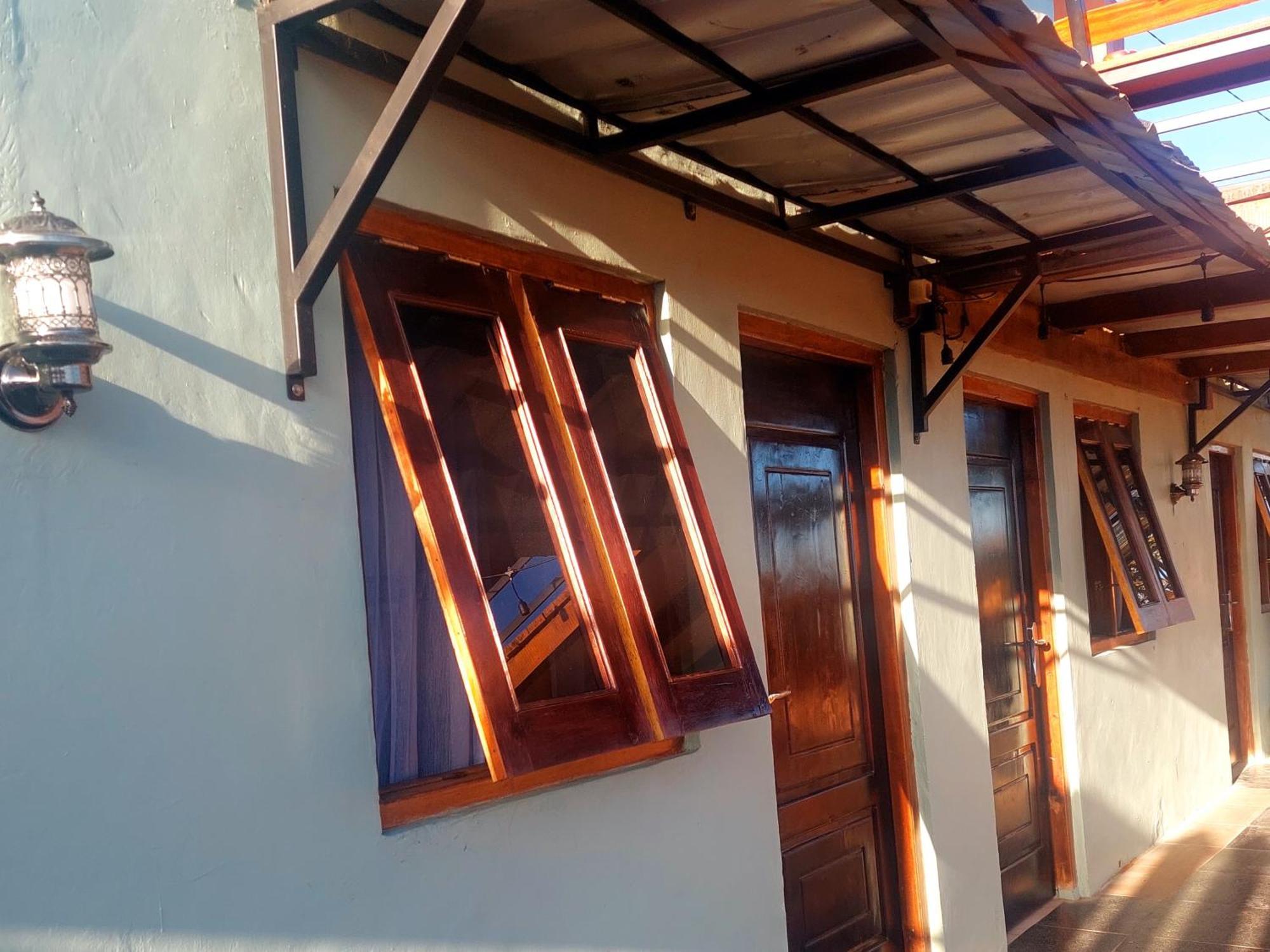 Kopa Hilltop - Family Guest Home Ruteng Δωμάτιο φωτογραφία